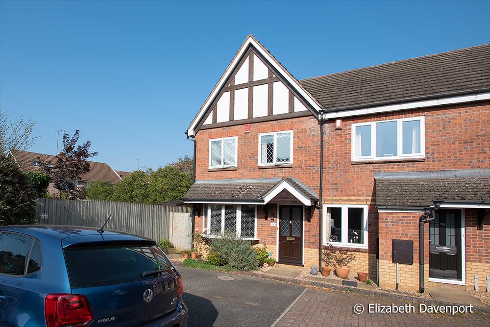 Reeve Drive, Kenilworth 3 bed end of terrace house £280,000