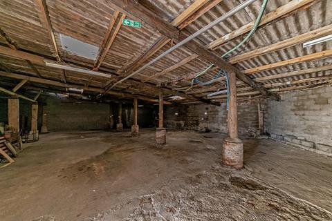 undefined, Sewell, Dunstable