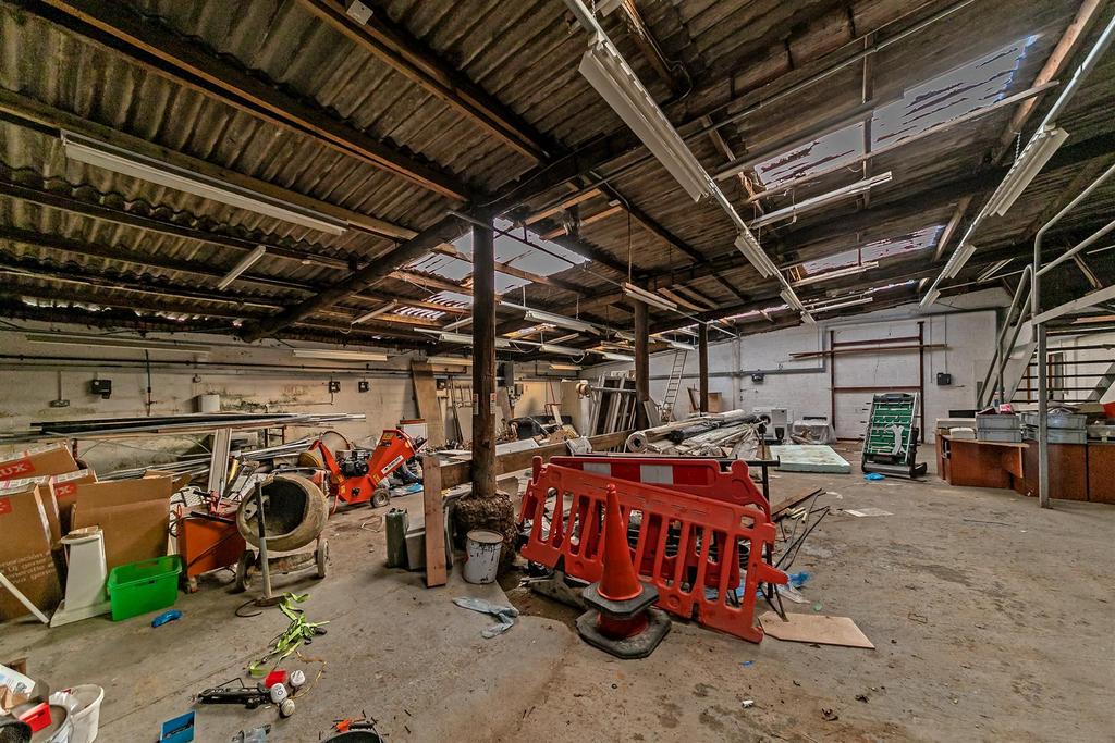 Sewell Manor Industrial Unit (2).jpg