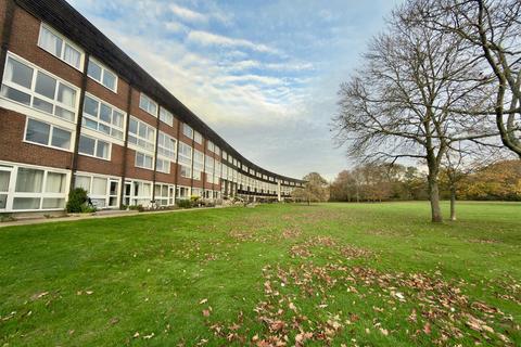 2 bedroom flat for sale, Hailey Place, Cranleigh