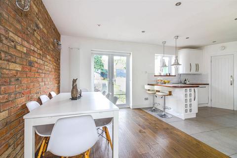 60 Waltham Road, Woodford Green, IG8 8DW