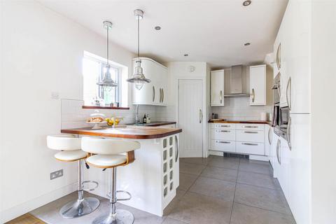 60 Waltham Road, Woodford Green, IG8 8DW