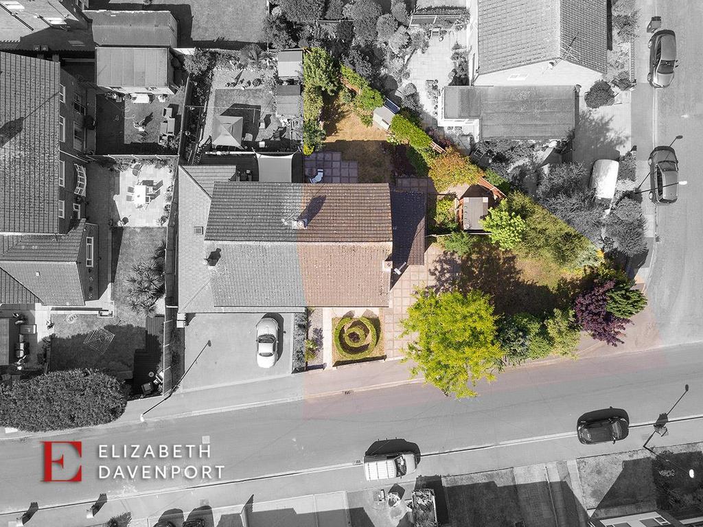 Oxendon Way, Ernesford Grange, Coventry 3 bed semidetached house £