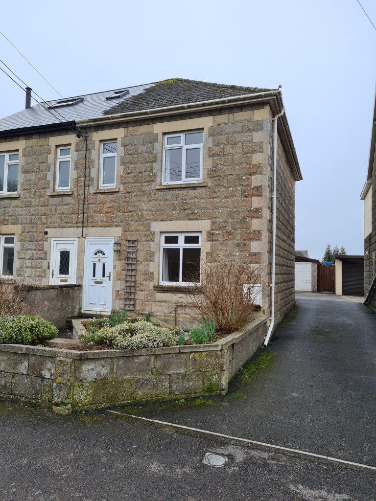 Croft Road, Radstock 3 bed semidetached house to rent £