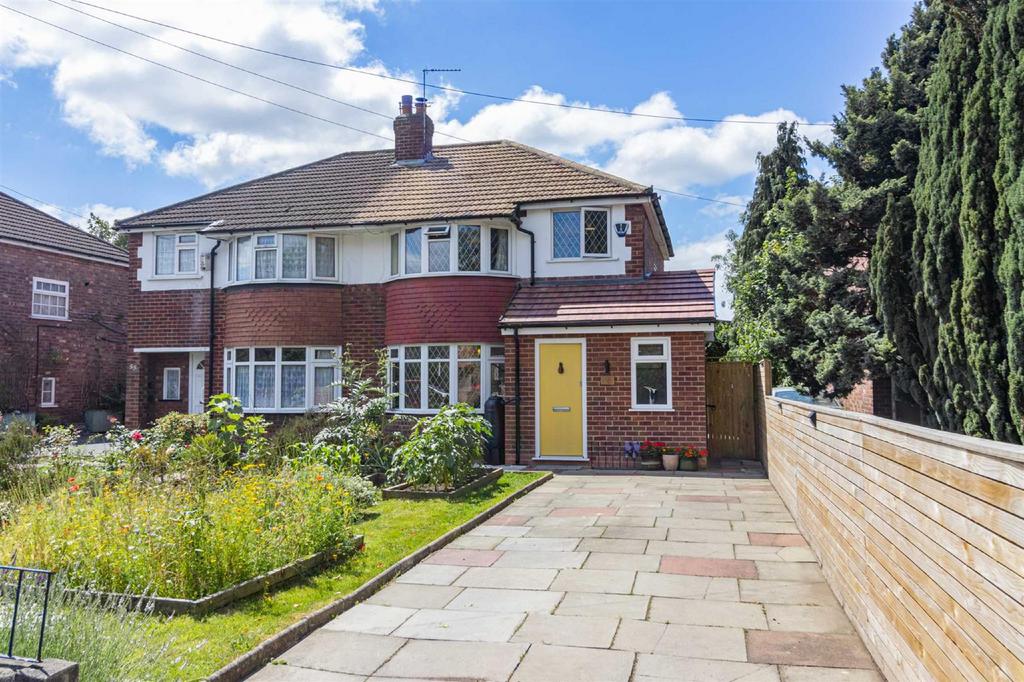Buckingham Road, Chorlton 3 bed semidetached house £465,000