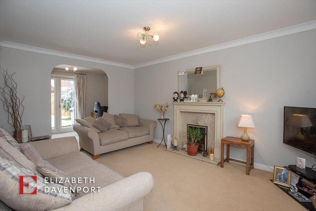 Wordsworth Avenue, StratfordUponAvon 4 bed semidetached house for sale £390,000
