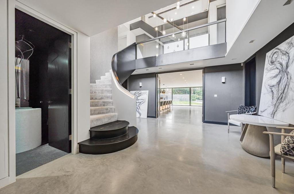 Gate Lane, 5 bed detached house £2,850,000