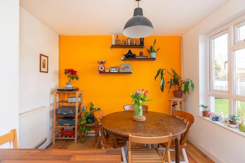 46 Alexandra Close, Bristol, BS16 4QN