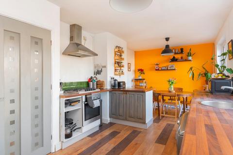 46 Alexandra Close, Bristol, BS16 4QN
