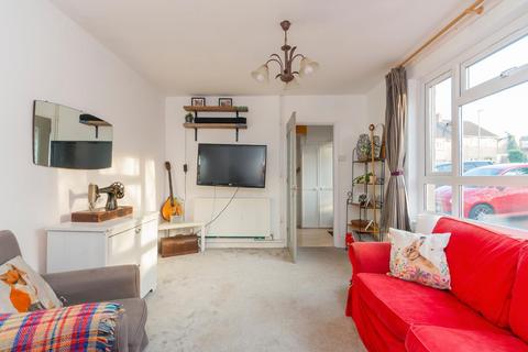 46 Alexandra Close, Bristol, BS16 4QN