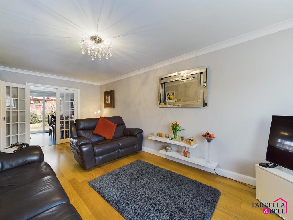 Petre Crescent, Rishton, Blackburn 3 bed semidetached house £235,000