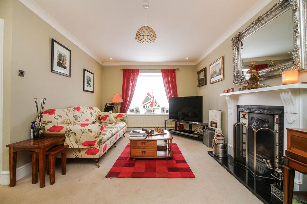 Ladywell Way, Ponteland, Newcastle Upon Tyne 5 bed detached house £545,000