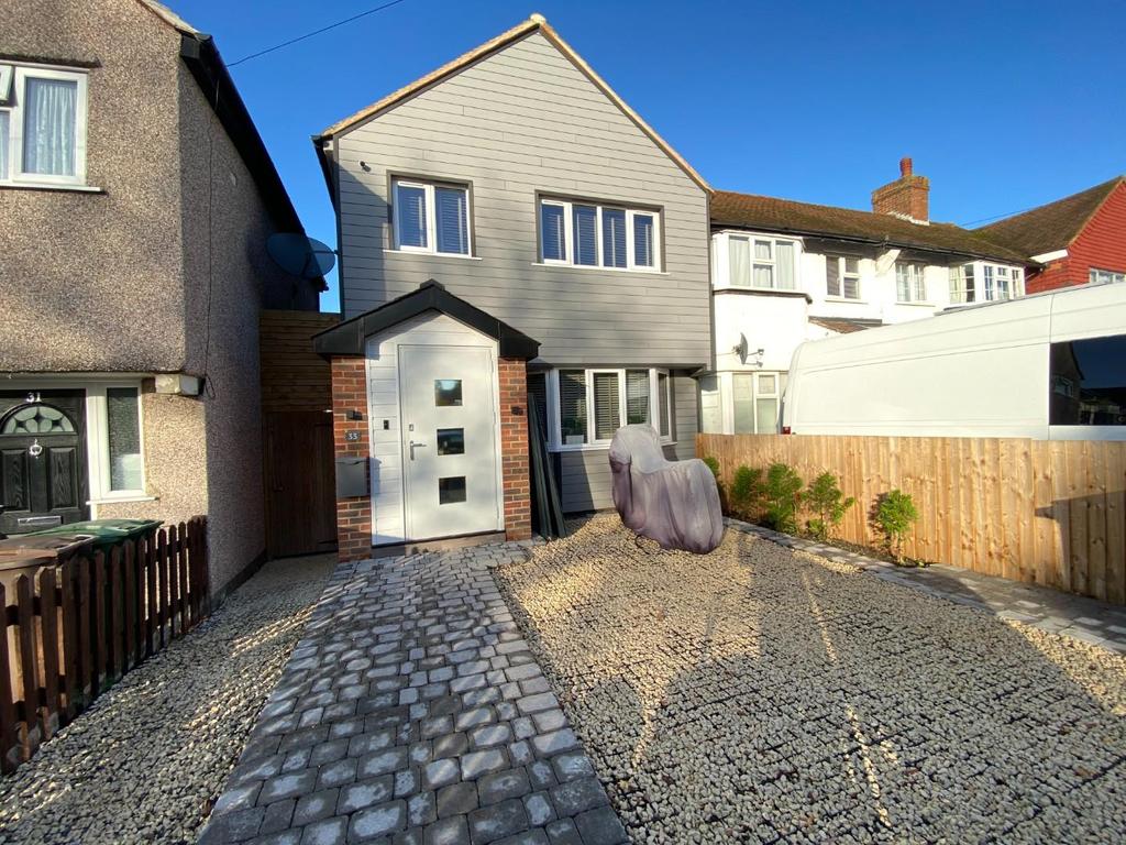 Dorchester Road, Worcester Park 3 bed end of terrace house £625,000