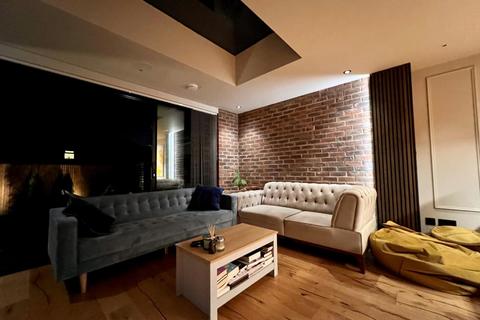 33 Dorchester Road, Worcester Park, KT4 8NW
