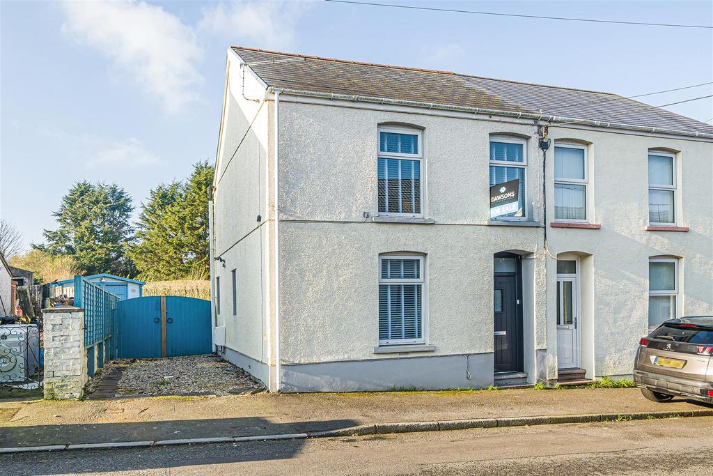 New Road, Grovesend, Swansea 3 bed semidetached house £185,000