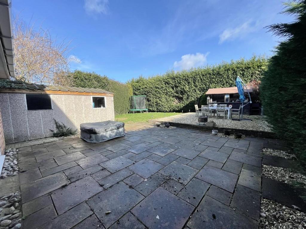 Pirton Lane, Churchdown, Gloucester 3 bed semidetached house for sale