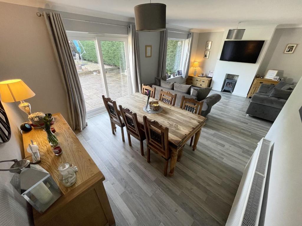 Pirton Lane, Churchdown, Gloucester 3 bed semidetached house for sale