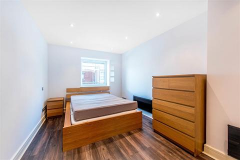 1 bedroom flat for sale, 9 Albert Embankment, Vauxhall, London, SE1