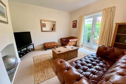 26 Dursley Road, Woodfield, Dursley, GL11 6PP