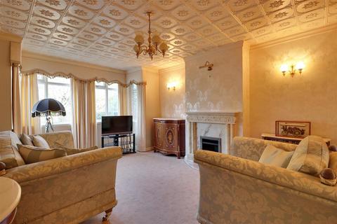 28 Beverley Road, Hessle, HU13 9BJ