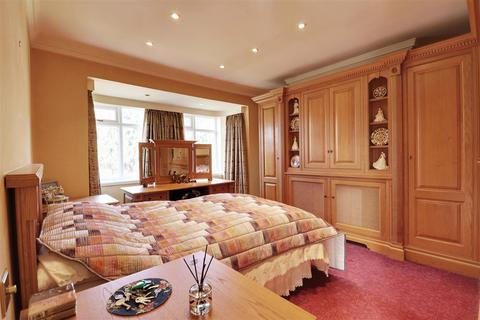 28 Beverley Road, Hessle, HU13 9BJ