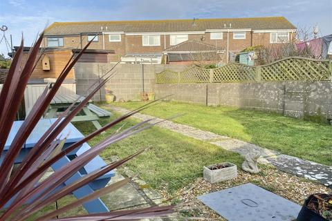 96 Croft Road, Portland, DT5 2EP