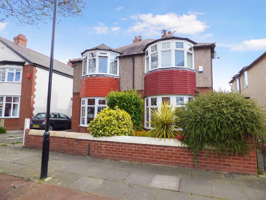 Queens Road, Whitley Bay 3 bed semidetached house £1,050 pcm (£242 pw)