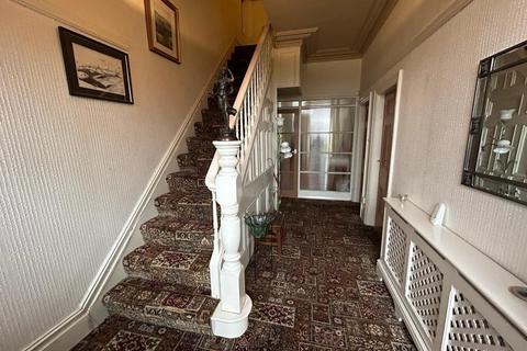 4 bedroom terraced house for sale - Huddersfield Road, Lees, Oldham