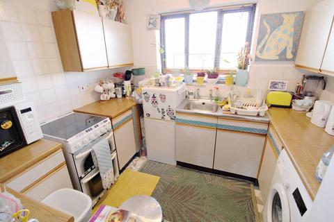 44 Woodfall Drive, Dartford, DA1 4TP