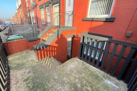 85 Bayswater Row, Leeds, LS8 5LF
