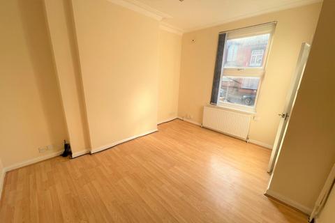 85 Bayswater Row, Leeds, LS8 5LF