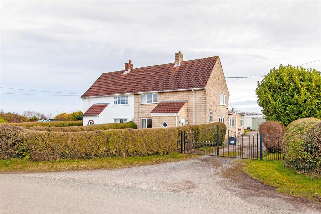 Oxcroft Lane, Oxcroft Estate, Chesterfield 3 bed semidetached house for sale £415,000