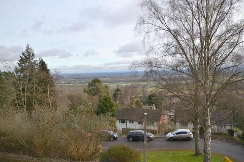 8 Benbow Close, Malvern, WR14 4JJ