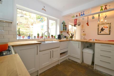 8 Benbow Close, Malvern, WR14 4JJ