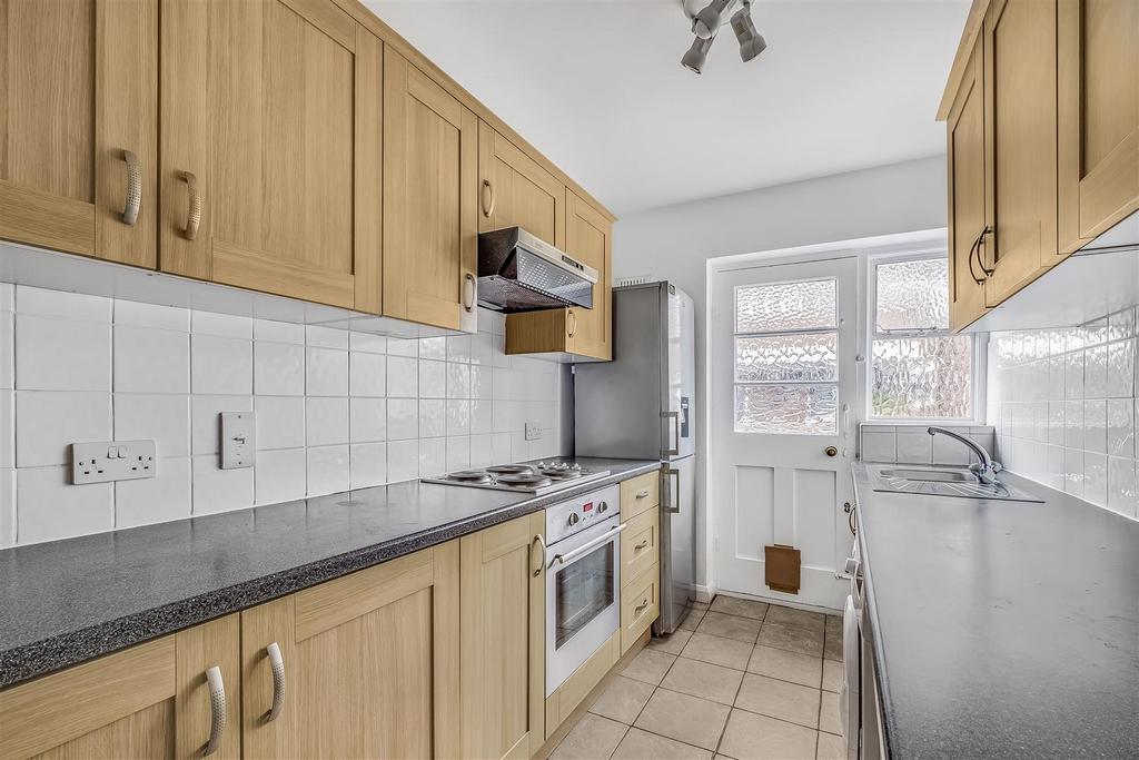 JA-69 St Leonards Court-13.jpg