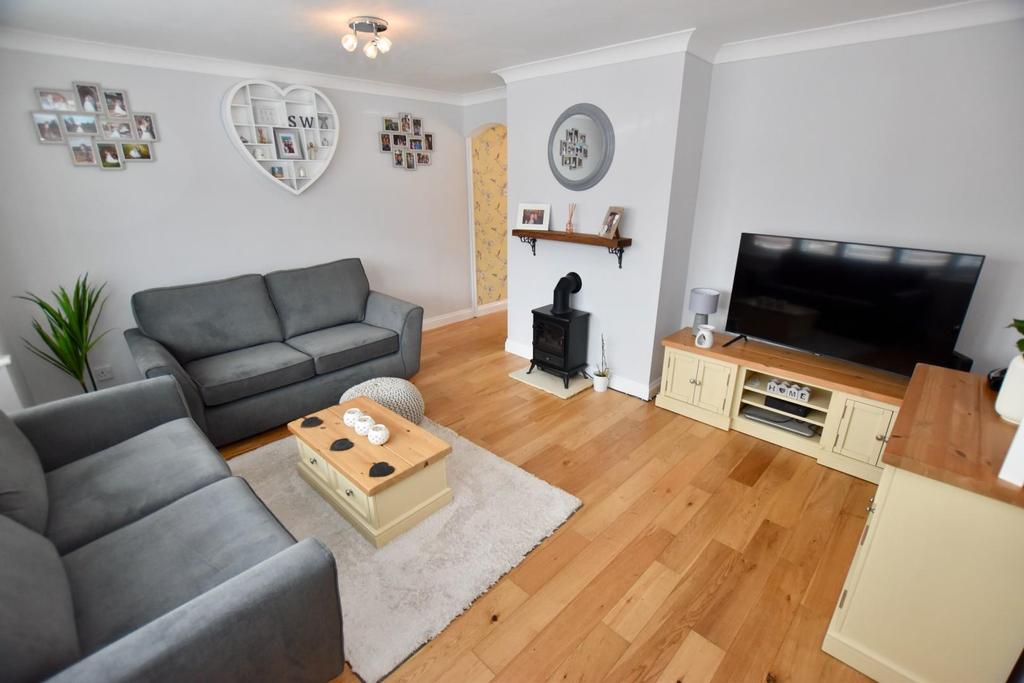 Joseph Luckman Road, Bedworth NO ONWARD CHAIN 4 bed detached house