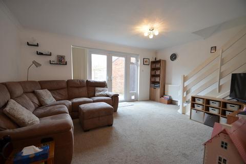 16 Palmer Close, Shefford, SG17 5EE