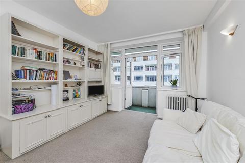 1 bedroom flat to rent, Upper Richmond Road, London