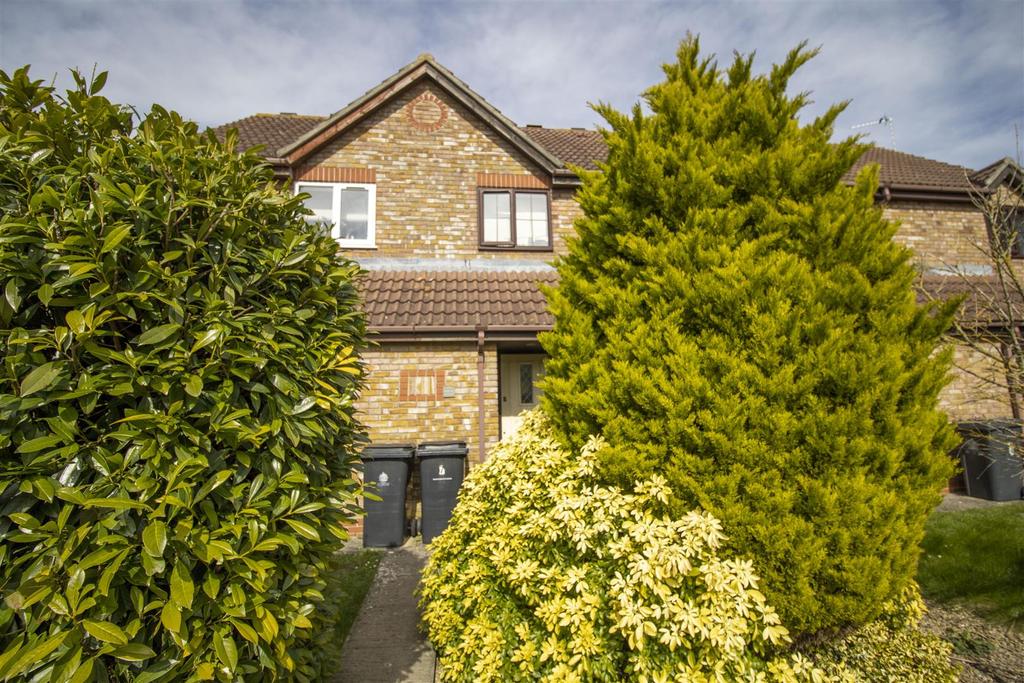 Coopers Elm, Quedgeley 2 bed terraced house £875 pcm (£202 pw)