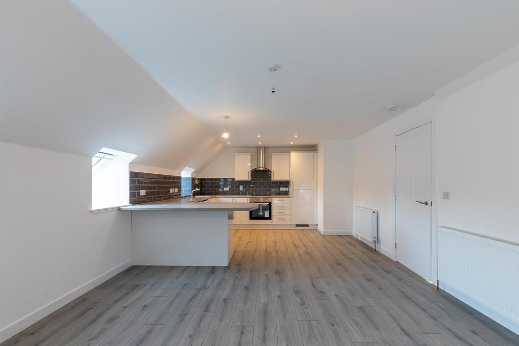 Church Lane, Bankfoot, Perth 3 bed for sale £172,500
