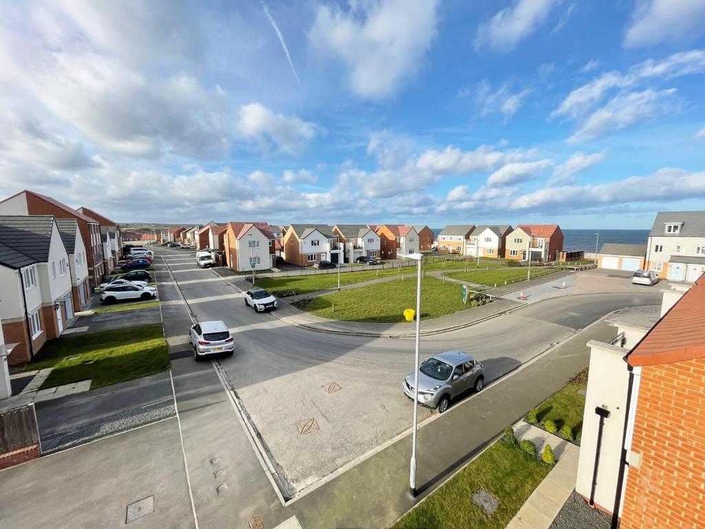 Butterstone Avenue, Marine Point, Hartlepool 3 bed semidetached house