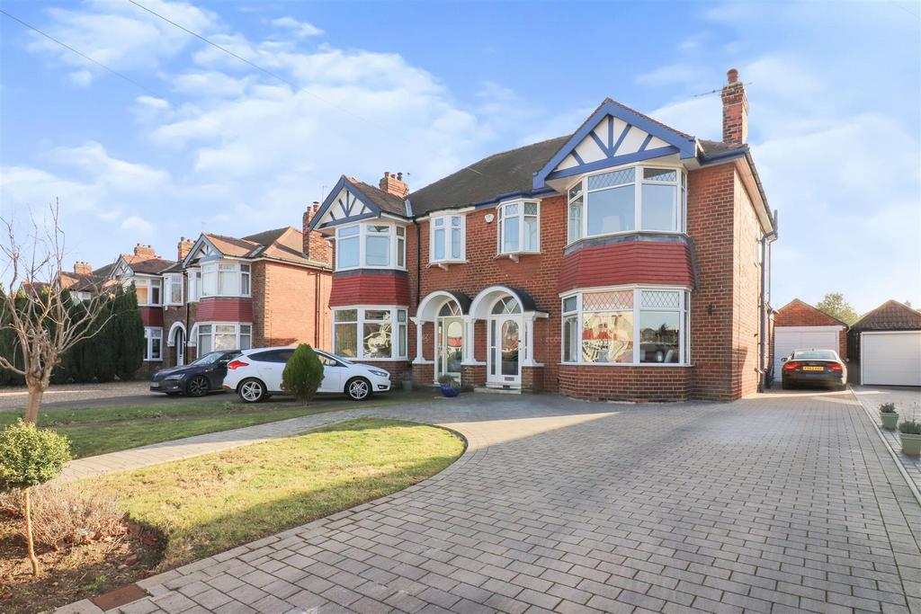 Wilson Street, Anlaby, Hull 3 bed semidetached house £325,000