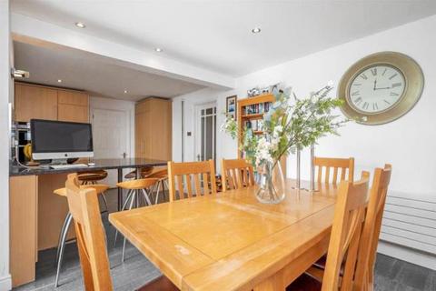 30 Aintree Road, Stratford-upon-avon, CV37 9FU