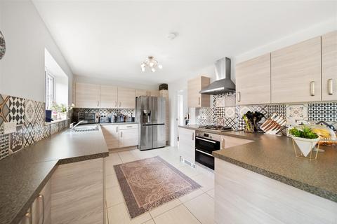 11 Field Close, Malton, YO17 7PL