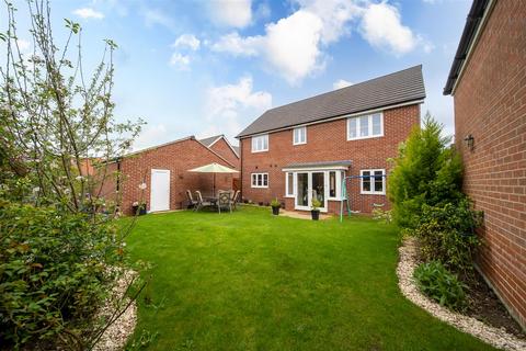 11 Field Close, Malton, YO17 7PL