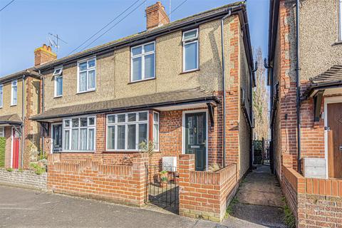 12 Patrick Road, Caversham, Reading, RG4 8DD