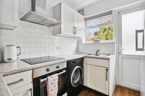 186 Meadowview Road, London, SE6 3NH