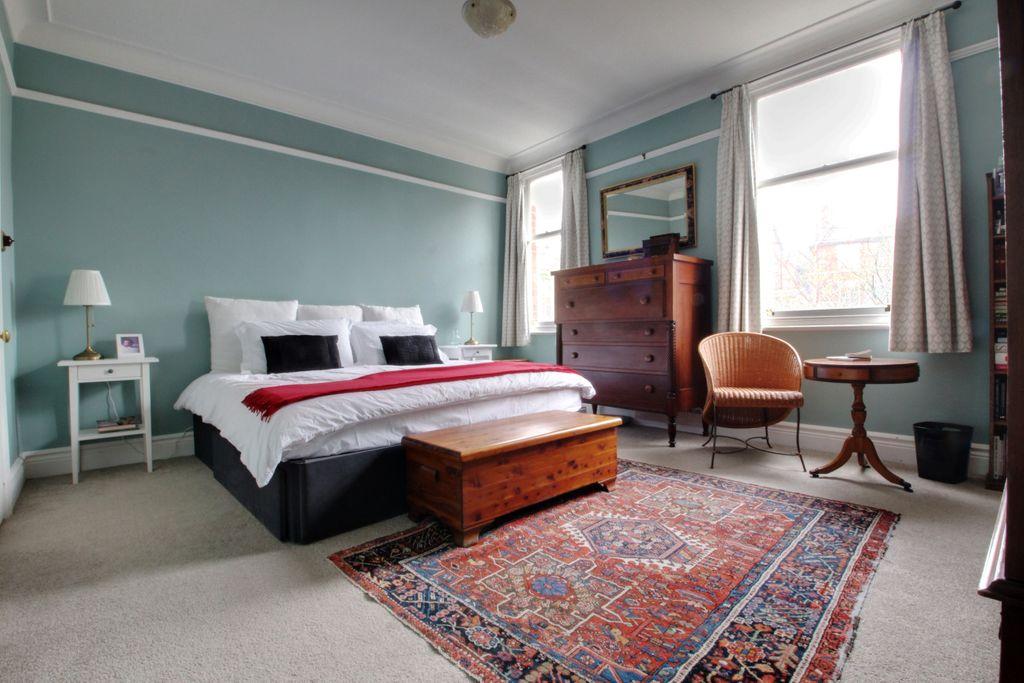 Bedroom 1 (Double)
