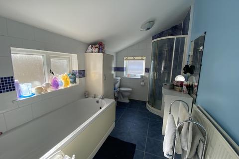 10 Kings Road, Chatham, ME5 7JY