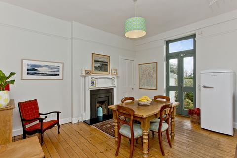 12 Forthview Terrace, Edinburgh, EH4 2AE